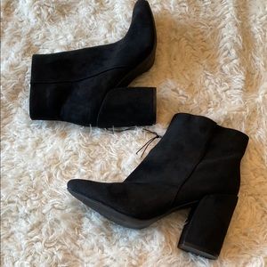 Elegant Black Ankle Boots